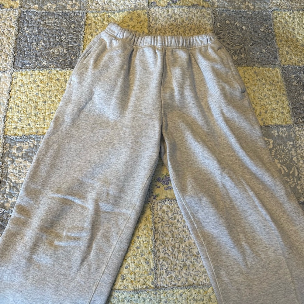 Skims Sweatpants